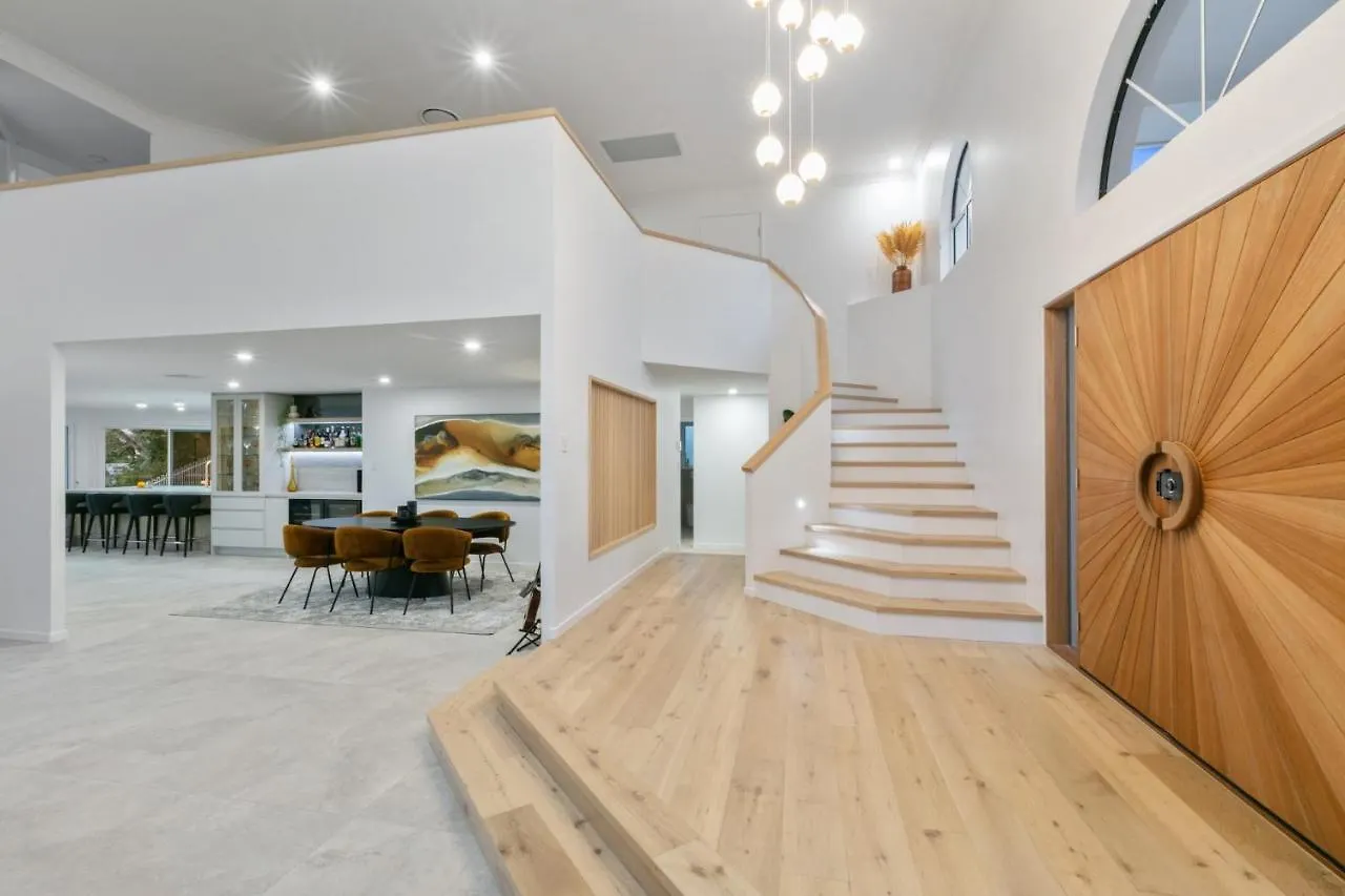 Pelican Waters Luxury Waterfront, Hot Spa, Resort Style Pool & Firepit 0*, Pelican Waters أستراليا